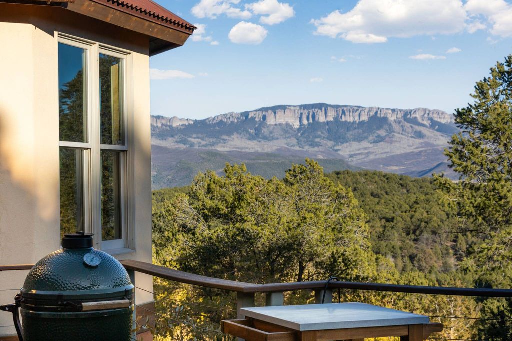Luxury home in Ridgway, Ouray County