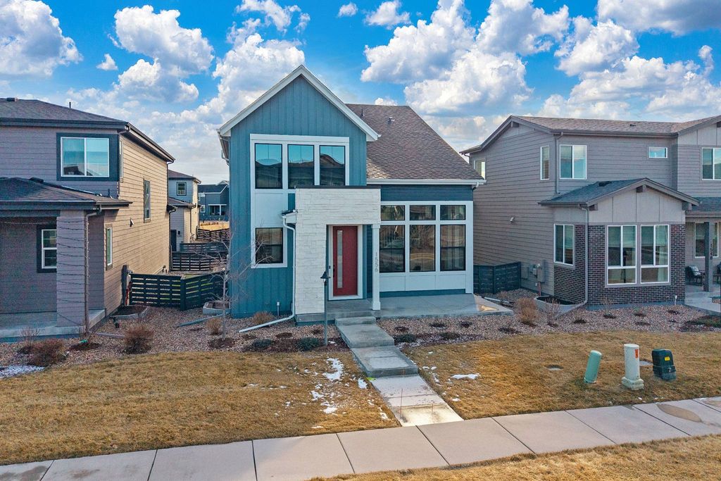 Detached House in Castle Pines, Douglas County