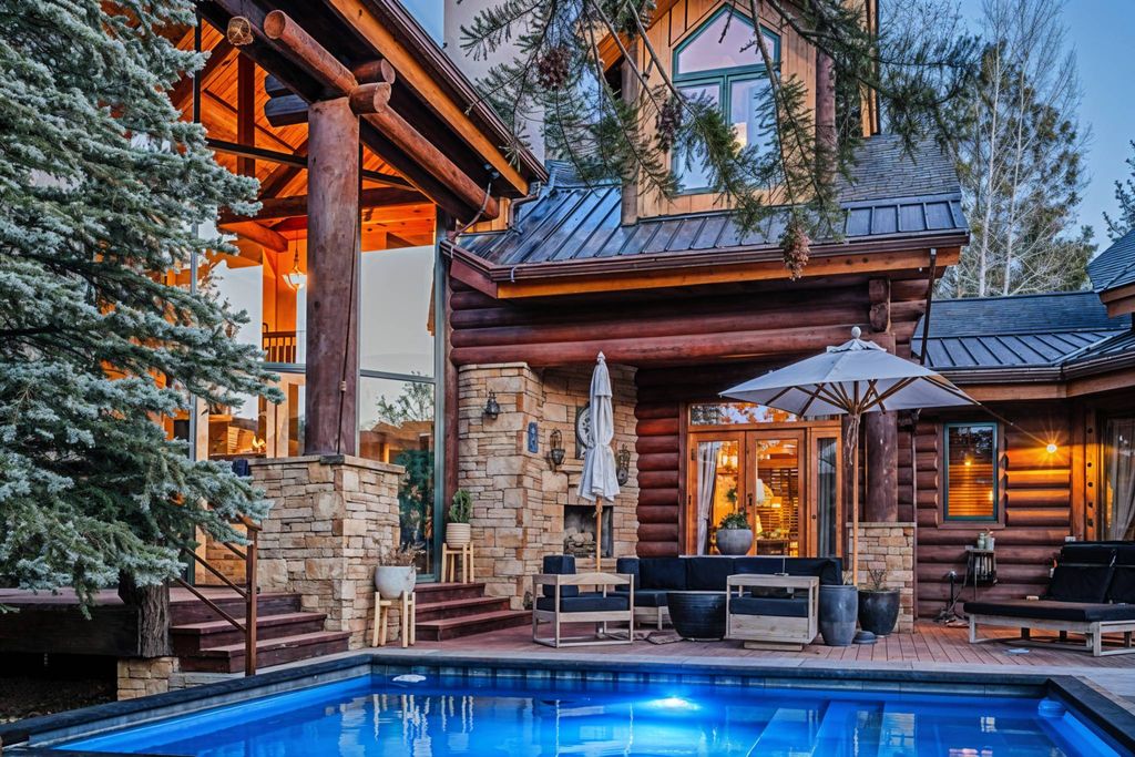 Luxury home in Durango, La Plata County
