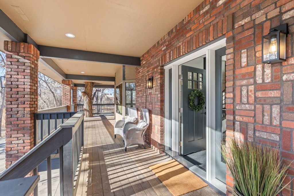 Detached House in Lakewood, Jefferson County