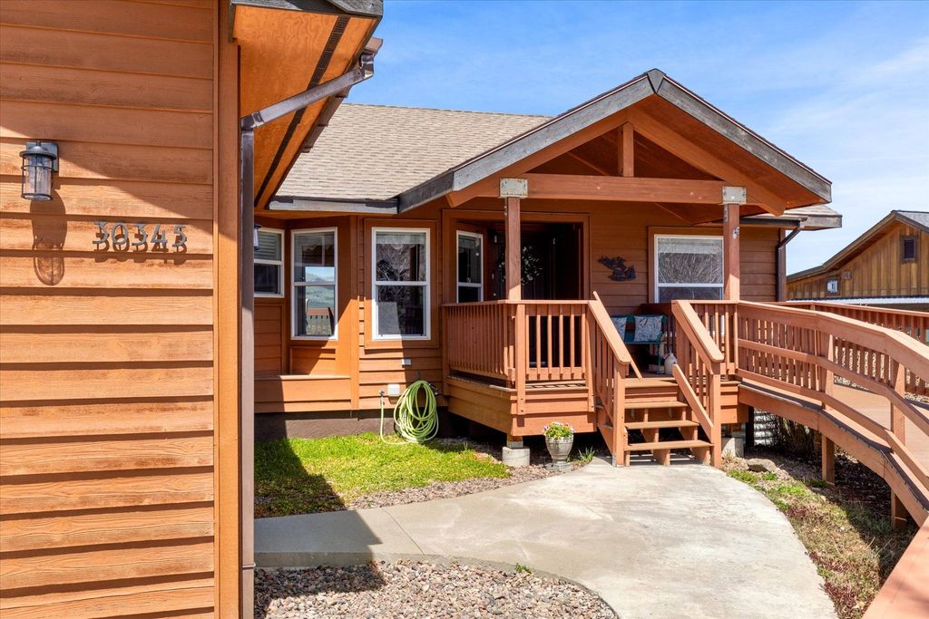 Luxury home in Oak Creek, Routt County