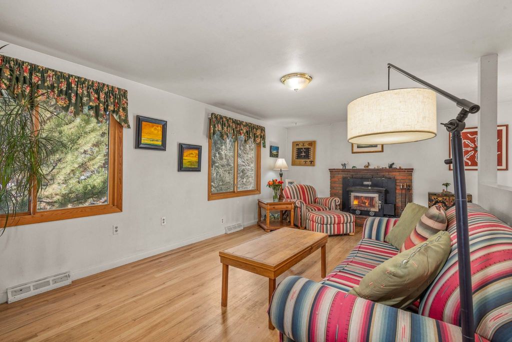 Detached House in Carbondale, Garfield