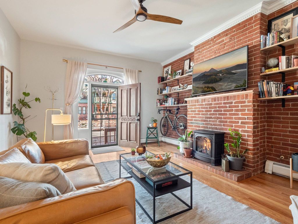 Apartment in Denver, Denver County