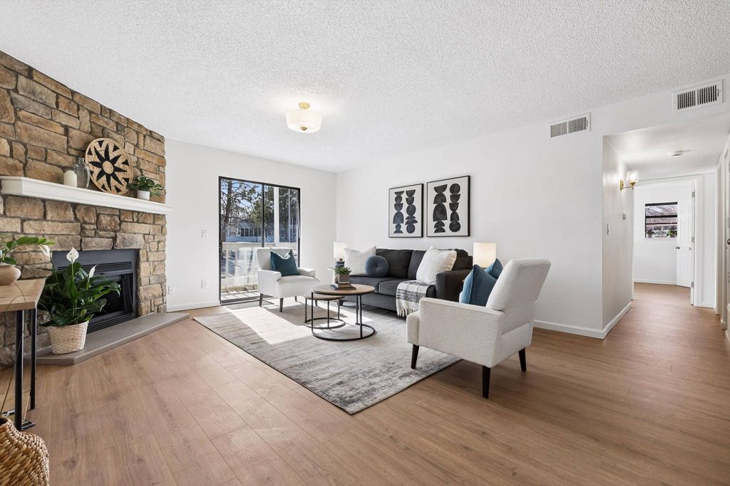 Apartment in Denver, Denver County