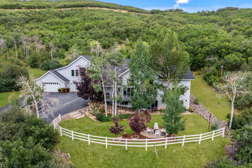 Detached House in Oak Creek, Routt County