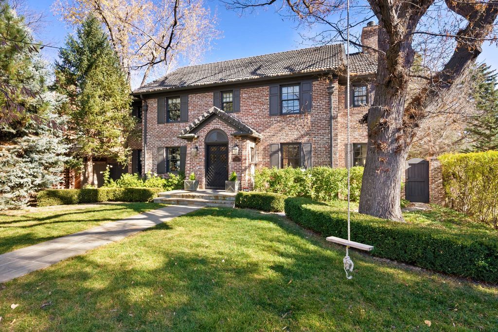 Detached House in Denver, Denver County