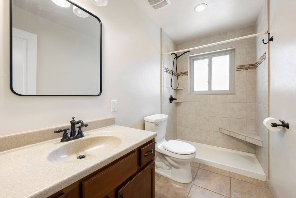 Luxury home in Brighton, Adams County