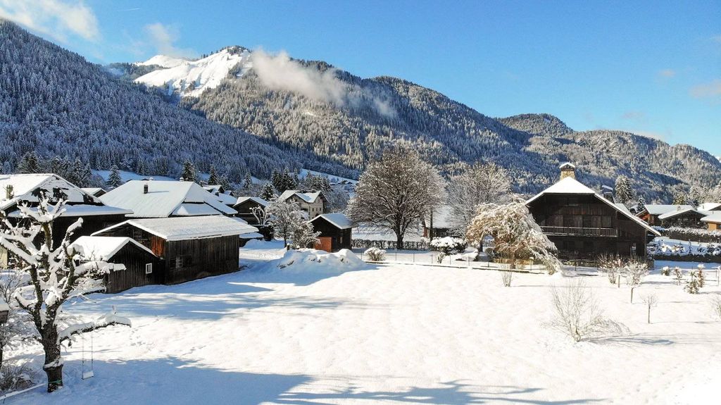 Luxury Chalet with Open Views