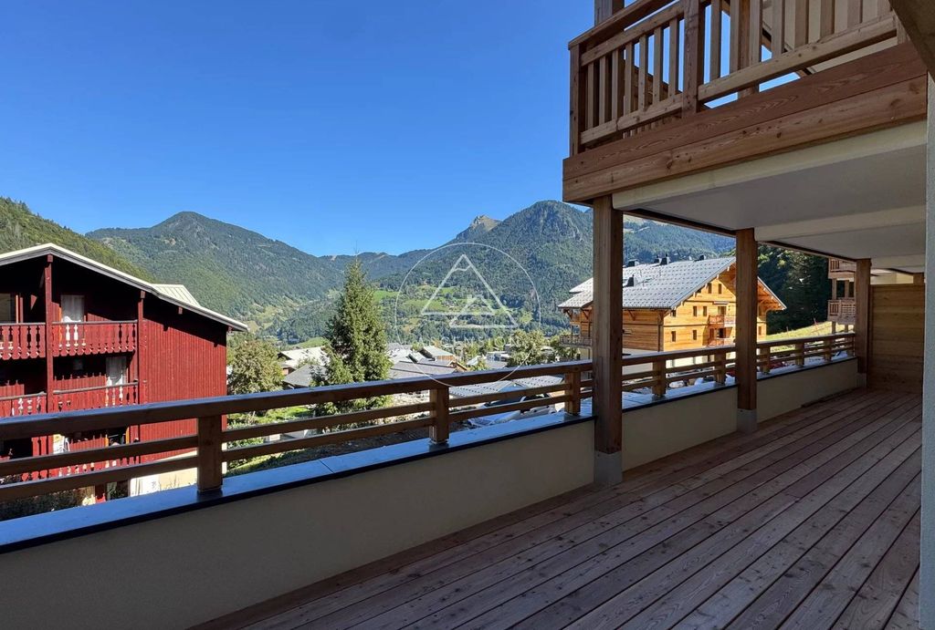 Ski-In/Ski-Out Chalet with Mountain Views