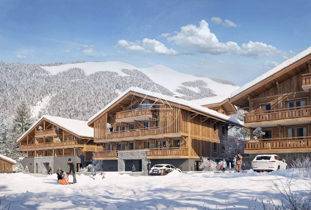 Ski-In/Ski-Out Chalet with Mountain Views