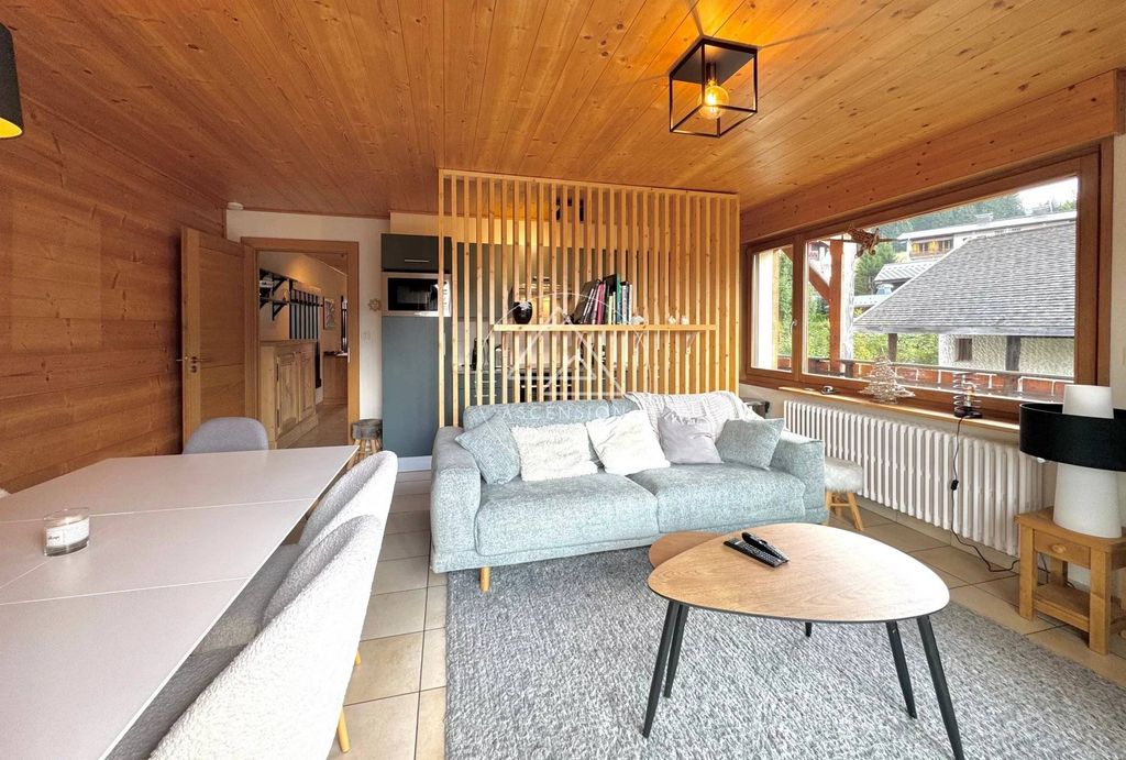 Ski-In/Ski-Out Chalet with Mountain Views