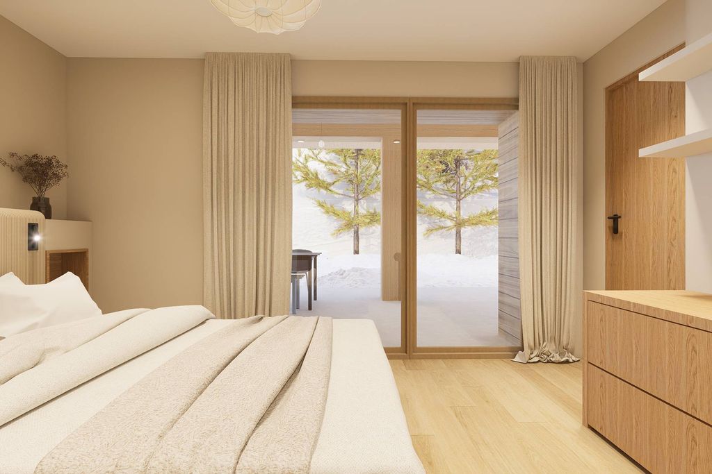 Ski-In/Ski-Out Chalet with Mountain Views