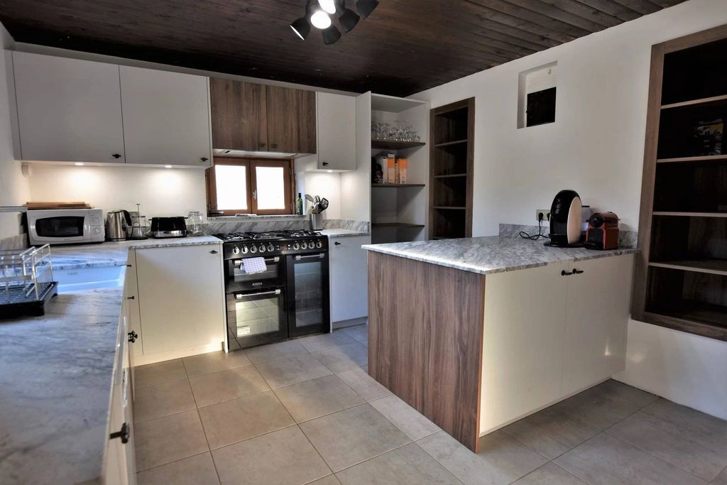 Luxury Chalet with Open Views