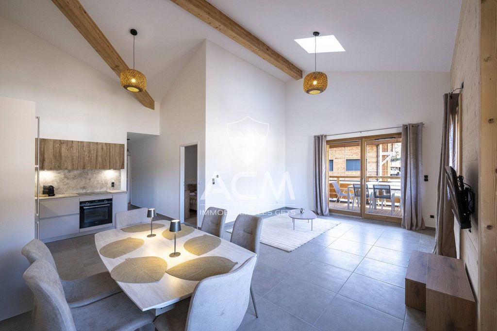 Ski-In/Ski-Out Chalet with Mountain Views