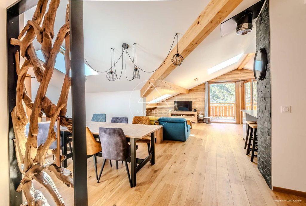 Ski-In/Ski-Out Chalet with Mountain Views