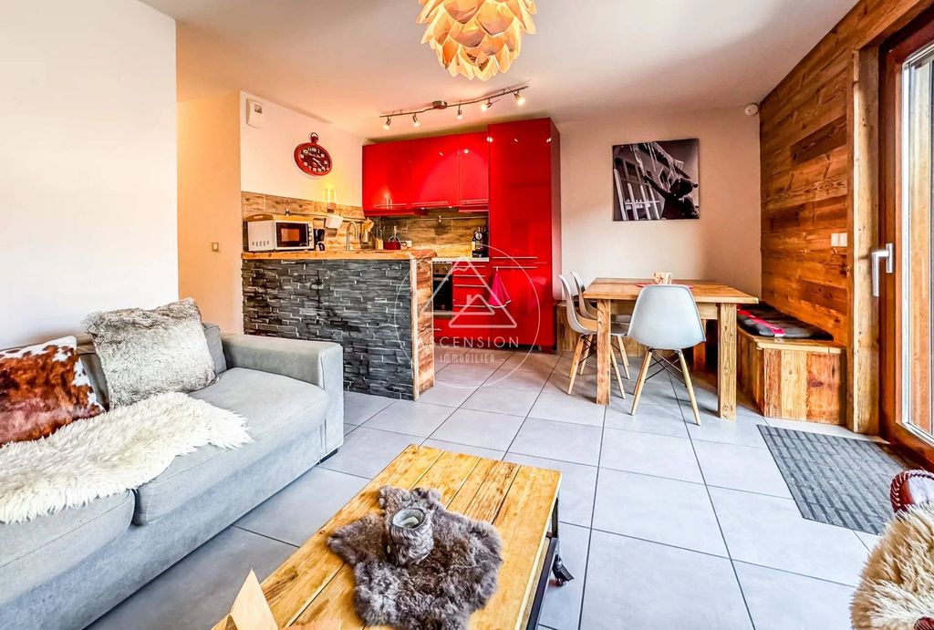 Ski-In/Ski-Out Chalet with Mountain Views