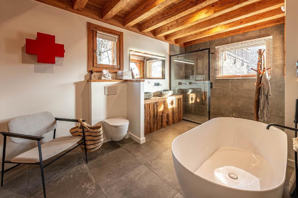 Exclusive Luxury Property with Scenic Views