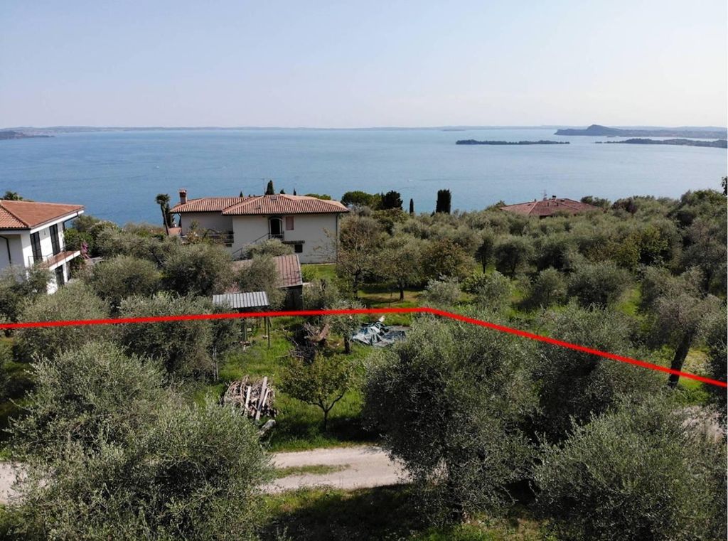 Luxury Home with Lake Views