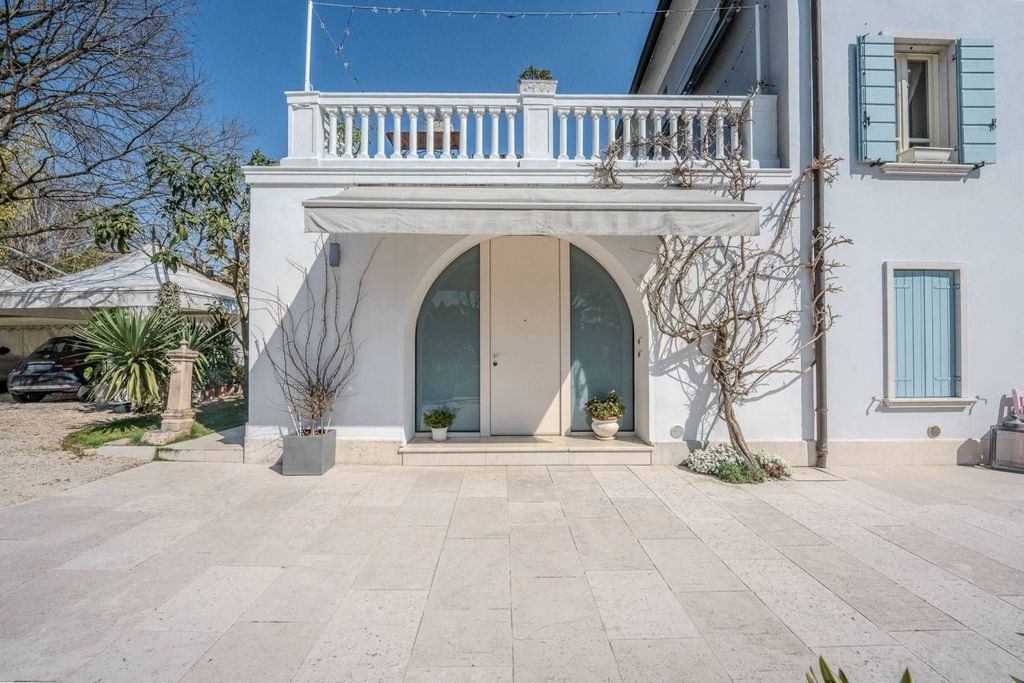 Luxury Home with Lake Views