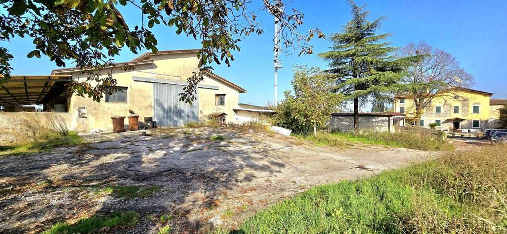 Luxury Villa with Open Views