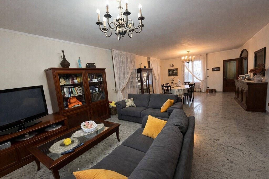 Luxury Villa with Open Views