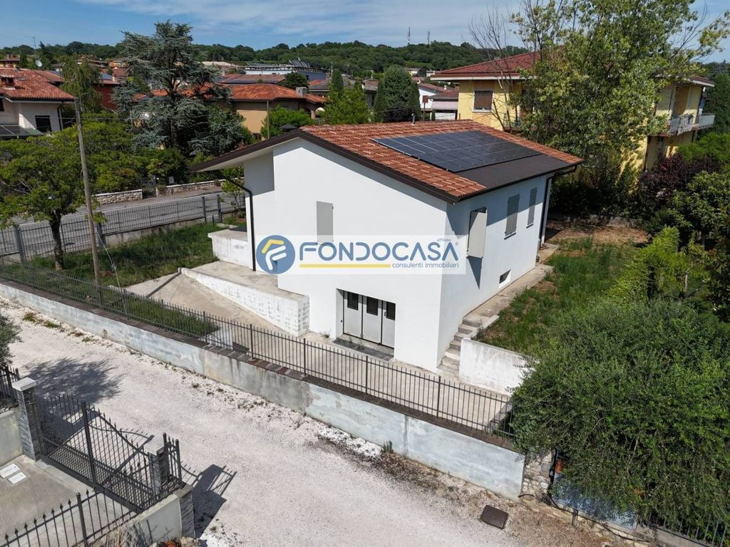 Luxury Villa with Open Views