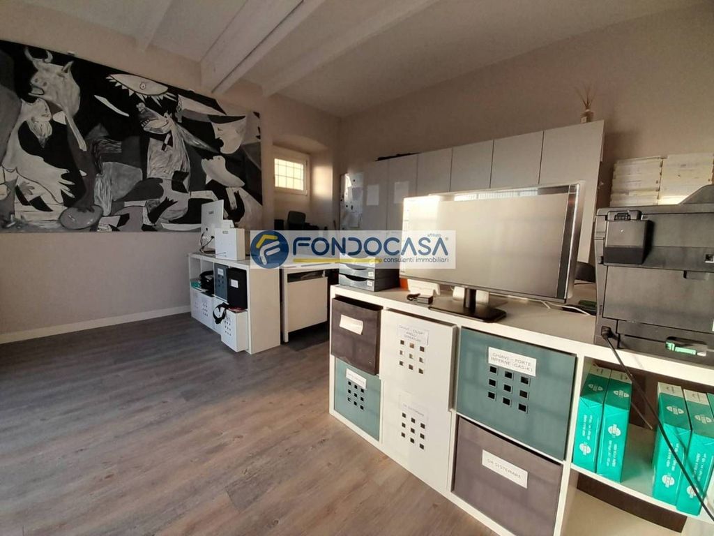 Modern Luxury Apartment with Views