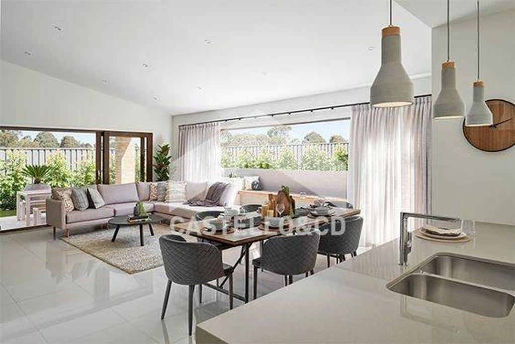 Luxury Villa with Open Views