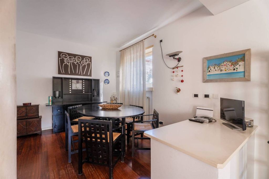 Luxury Villa with Open Views