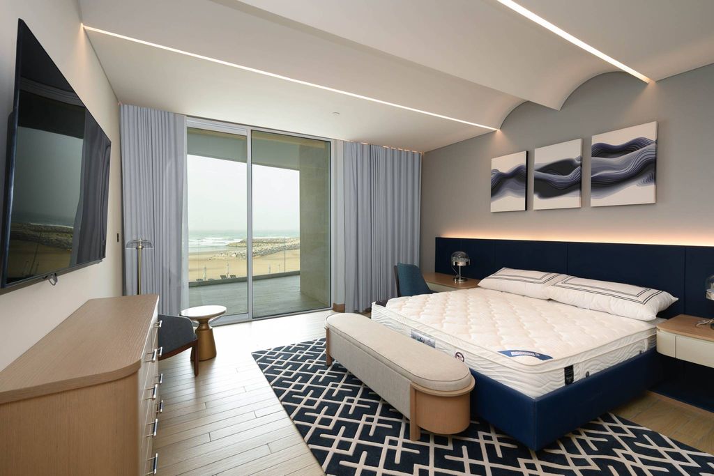 Luxury Home with Sea Views