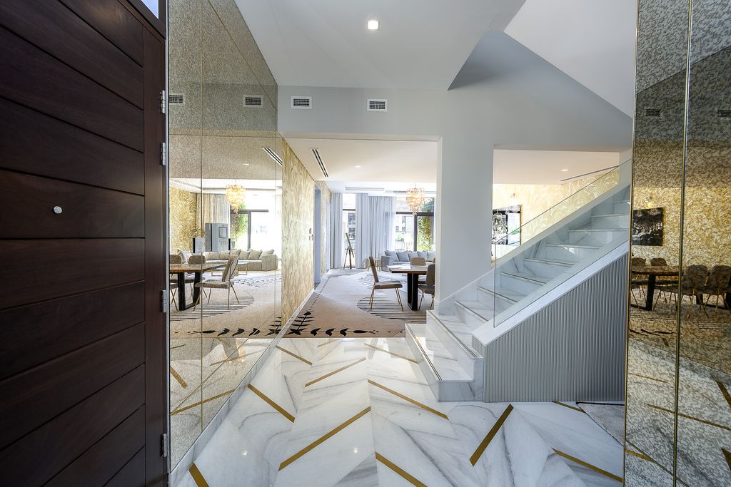 Luxury Villa with Private Outdoor Space